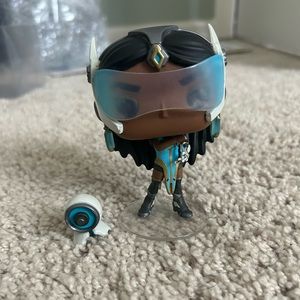 Symmetra Funko pop out of box
